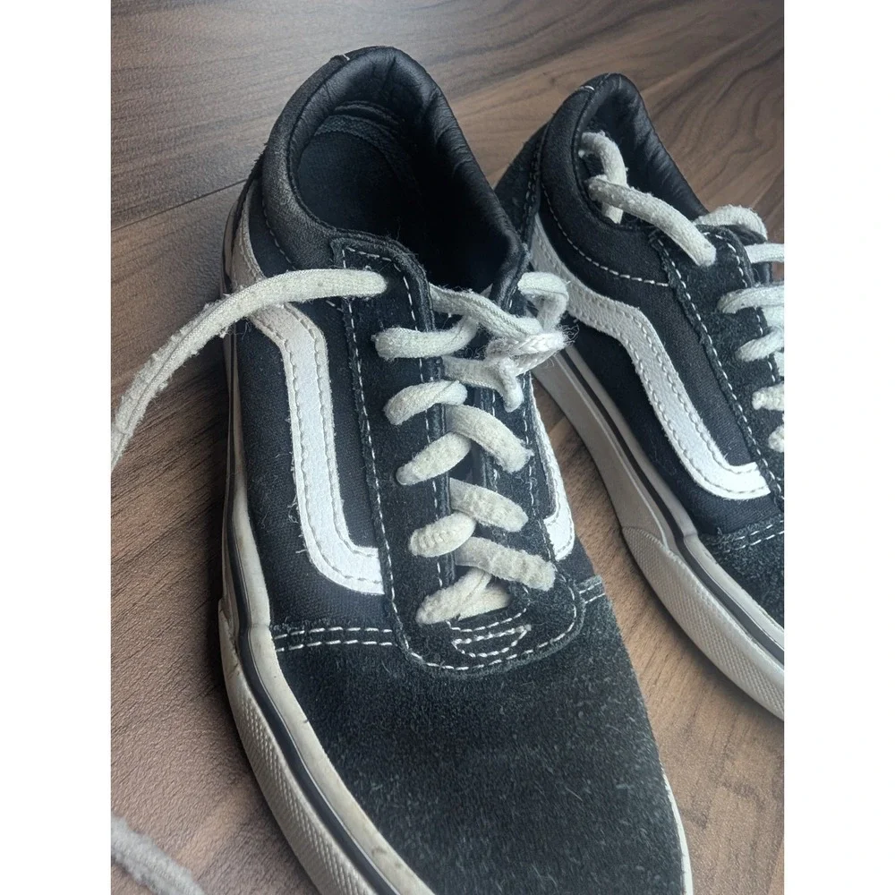 Vans Old Skool Black White Kids Youth Size 13.5 Classic Skate Shoes Sneakers